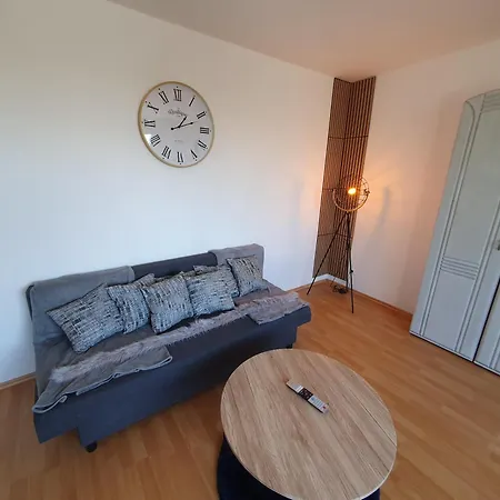 Zentral 2 Apartament *